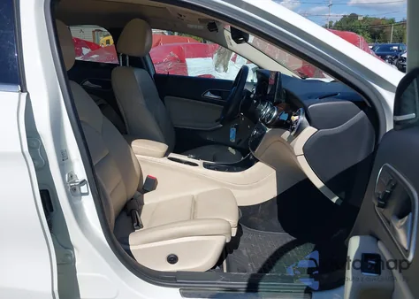 2017 Mercedes-Benz Gla 250 4Matic из США, поврежденный, VIN WDCTG4GB7HJ303218